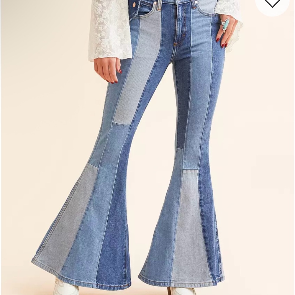 Wrangler X Women's Lainey Wilson Blue Patchwork Bell Bottom Jeans